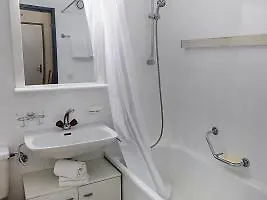 Skyline House 2* Σεντ Μόριτζ